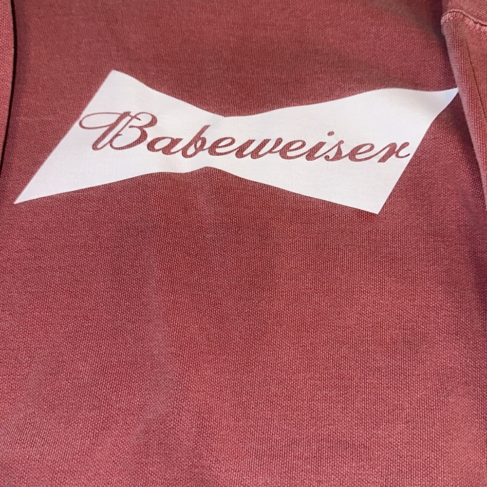 Comfort Colors “Babeweiser” Crewneck!